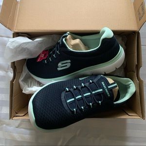 Sketchers sport memory foam SIZE 7.5  NEVER WORN